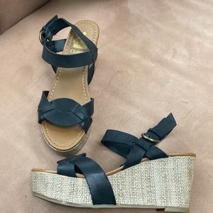 Crown Vintage platform wedge sandal leather upper size 7